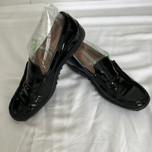 Tod’s Black Patent Leather Loafers/Size 7.5